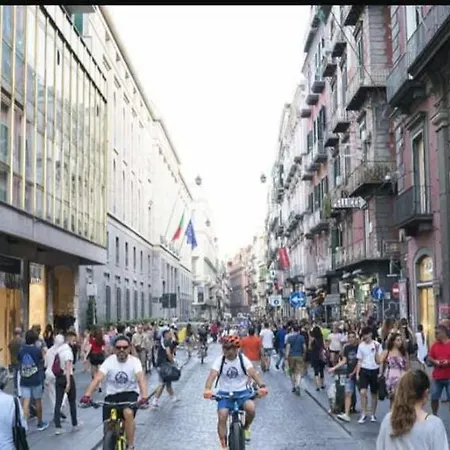 I Tre Re Via Toledo-2